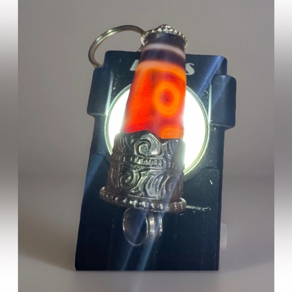 Vintage Hand Carved Floral Pattern Tibetan Akate(Dzi) Amulet Silver Pendant 13Gm - Picture 10 of 11